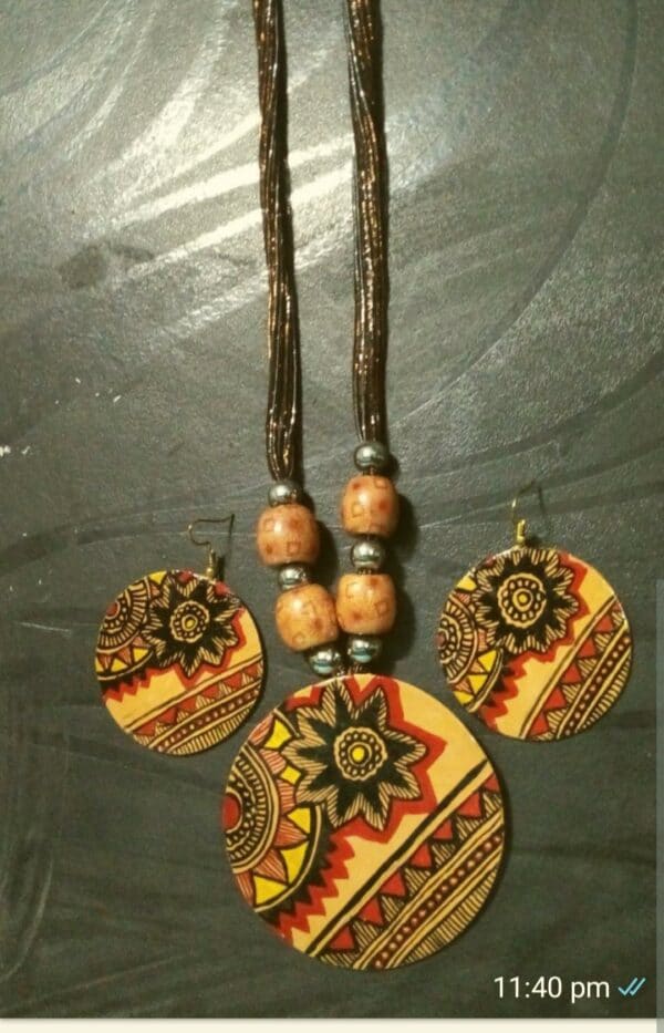 Madhubani Neckles Indian Handicrafts Vinay Kumar 03